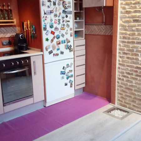Cosy Double Room + Private Bathroom Sevilla Center Bagian luar foto